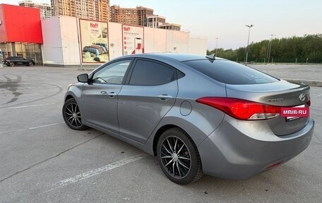 Hyundai Avante, 2011 год, 865 000 рублей, 4 фотография