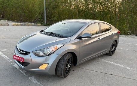 Hyundai Avante, 2011 год, 865 000 рублей, 5 фотография