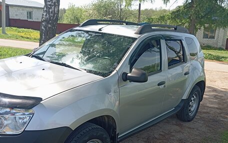 Renault Duster I рестайлинг, 2014 год, 880 000 рублей, 2 фотография