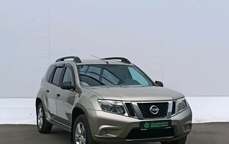 Nissan Terrano III, 2014 год, 990 000 рублей, 3 фотография