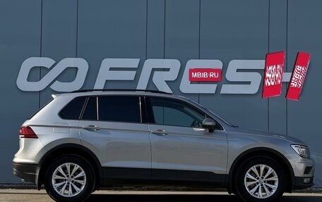 Volkswagen Tiguan II, 2020 год, 2 623 000 рублей, 5 фотография