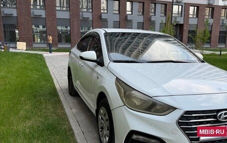 Hyundai Solaris II рестайлинг, 2018 год, 700 000 рублей, 11 фотография