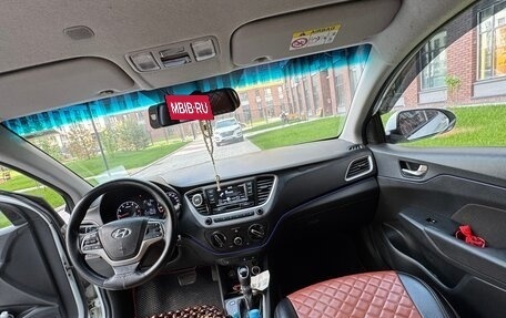 Hyundai Solaris II рестайлинг, 2018 год, 700 000 рублей, 18 фотография