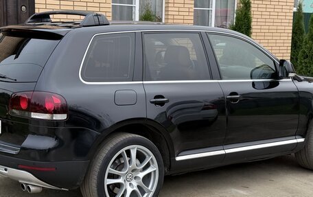Volkswagen Touareg III, 2007 год, 1 100 000 рублей, 2 фотография