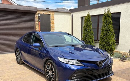 Toyota Camry, 2018 год, 2 480 000 рублей, 3 фотография