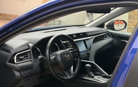 Toyota Camry, 2018 год, 2 480 000 рублей, 12 фотография