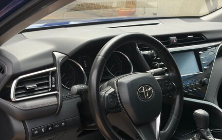 Toyota Camry, 2018 год, 2 480 000 рублей, 11 фотография