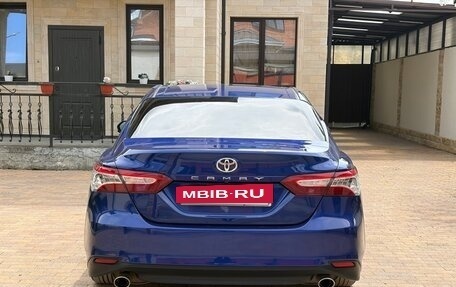 Toyota Camry, 2018 год, 2 480 000 рублей, 7 фотография