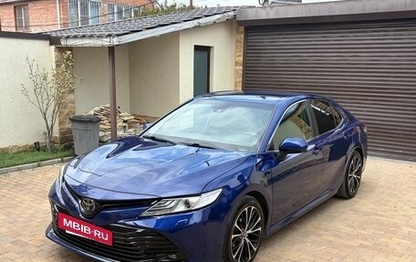 Toyota Camry, 2018 год, 2 480 000 рублей, 10 фотография