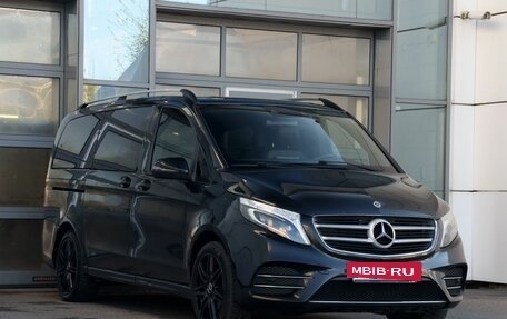 Mercedes-Benz V-Класс, 2018 год, 3 950 000 рублей, 3 фотография