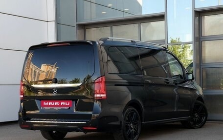 Mercedes-Benz V-Класс, 2018 год, 3 950 000 рублей, 4 фотография