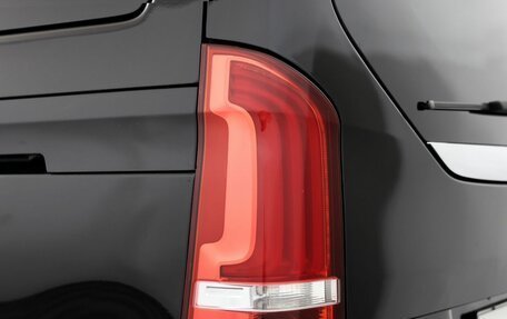 Mercedes-Benz V-Класс, 2018 год, 3 950 000 рублей, 7 фотография