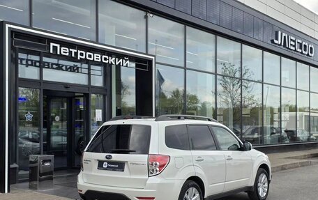 Subaru Forester, 2011 год, 980 000 рублей, 6 фотография