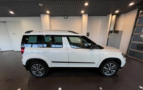 Skoda Yeti I рестайлинг, 2016 год, 1 388 000 рублей, 2 фотография