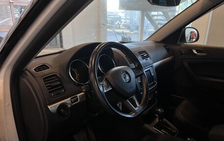 Skoda Yeti I рестайлинг, 2016 год, 1 388 000 рублей, 23 фотография