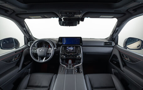 Lexus LX, 2025 год, 19 790 000 рублей, 32 фотография