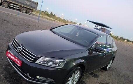 Volkswagen Passat B7, 2011 год, 980 000 рублей, 7 фотография