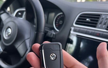 Volkswagen Polo VI (EU Market), 2012 год, 750 000 рублей, 21 фотография