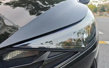 Hyundai Elantra, 2022 год, 1 250 000 рублей, 4 фотография