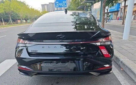 Hyundai Elantra, 2022 год, 1 250 000 рублей, 5 фотография