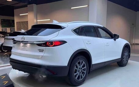Mazda CX-4, 2023 год, 2 436 000 рублей, 6 фотография