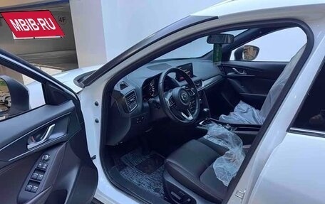 Mazda CX-4, 2023 год, 2 436 000 рублей, 13 фотография