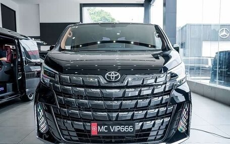 Toyota HiAce H300, 2025 год, 13 350 000 рублей, 2 фотография