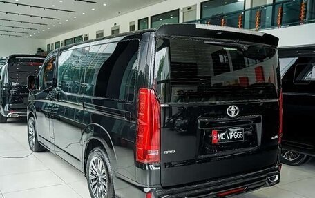 Toyota HiAce H300, 2025 год, 13 350 000 рублей, 3 фотография