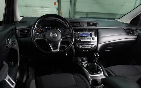 Nissan Qashqai, 2020 год, 1 999 000 рублей, 6 фотография