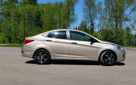 Hyundai Solaris II рестайлинг, 2014 год, 685 000 рублей, 6 фотография