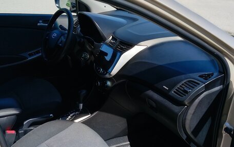 Hyundai Solaris II рестайлинг, 2014 год, 685 000 рублей, 10 фотография