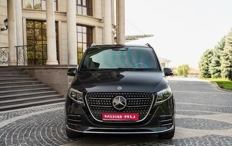 Mercedes-Benz V-Класс, 2025 год, 13 820 000 рублей, 1 фотография