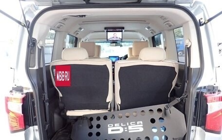 Mitsubishi Delica D:5 I, 2023 год, 2 900 000 рублей, 22 фотография