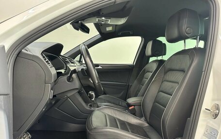 Volkswagen Tiguan II, 2021 год, 3 390 000 рублей, 16 фотография