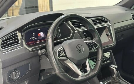 Volkswagen Tiguan II, 2021 год, 3 390 000 рублей, 17 фотография