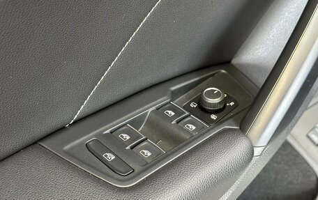 Volkswagen Tiguan II, 2021 год, 3 390 000 рублей, 25 фотография