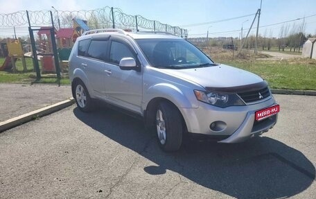 Mitsubishi Outlander III рестайлинг 3, 2008 год, 1 210 000 рублей, 1 фотография