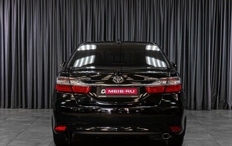 Toyota Camry, 2017 год, 2 499 000 рублей, 4 фотография