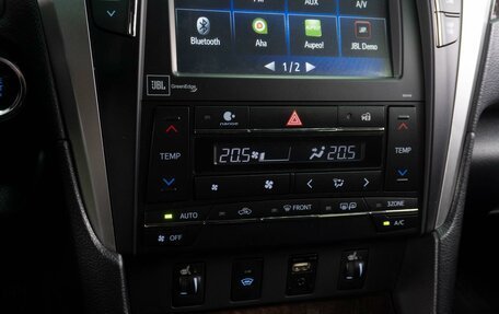 Toyota Camry, 2017 год, 2 499 000 рублей, 15 фотография