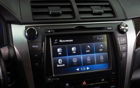 Toyota Camry, 2017 год, 2 499 000 рублей, 14 фотография