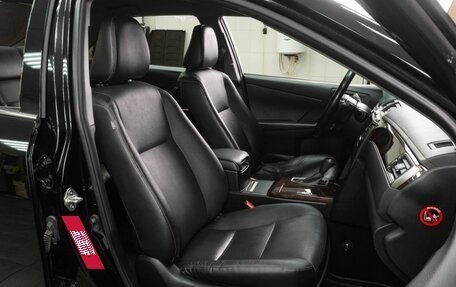 Toyota Camry, 2017 год, 2 499 000 рублей, 8 фотография