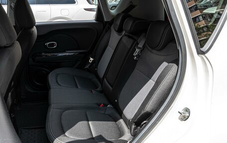 KIA Soul II рестайлинг, 2018 год, 1 775 000 рублей, 9 фотография