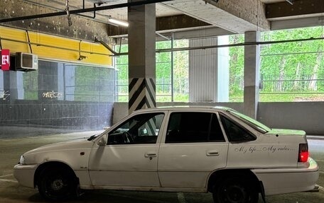 Daewoo Nexia I рестайлинг, 2001 год, 100 000 рублей, 7 фотография