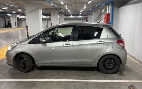 Toyota Vitz, 2011 год, 555 000 рублей, 3 фотография