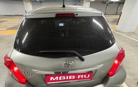 Toyota Vitz, 2011 год, 555 000 рублей, 4 фотография