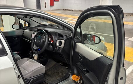 Toyota Vitz, 2011 год, 555 000 рублей, 9 фотография