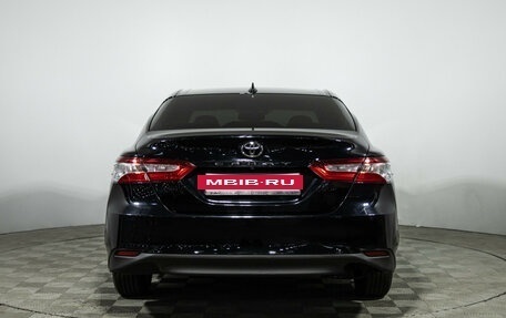 Toyota Camry, 2018 год, 2 179 700 рублей, 6 фотография