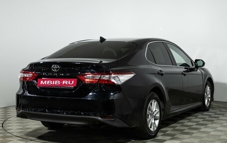 Toyota Camry, 2018 год, 2 179 700 рублей, 5 фотография