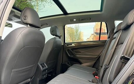 Volkswagen Tiguan II, 2023 год, 2 550 000 рублей, 7 фотография