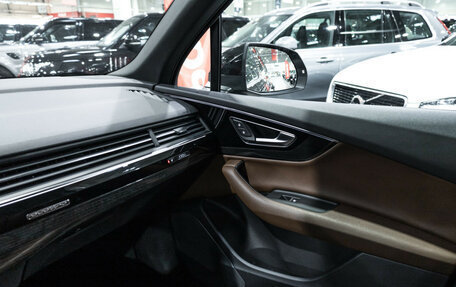 Audi Q7, 2019 год, 4 499 700 рублей, 28 фотография